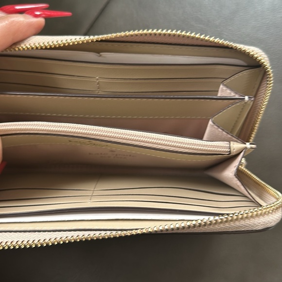 Kate Spade zip up large wallet - Picture 6 of 7